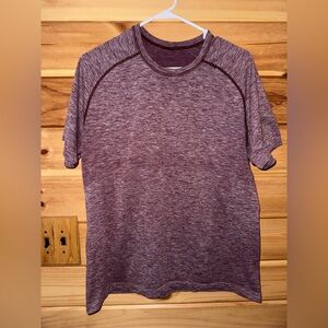 lululemon athletica Maroon Short Sleeve Tee